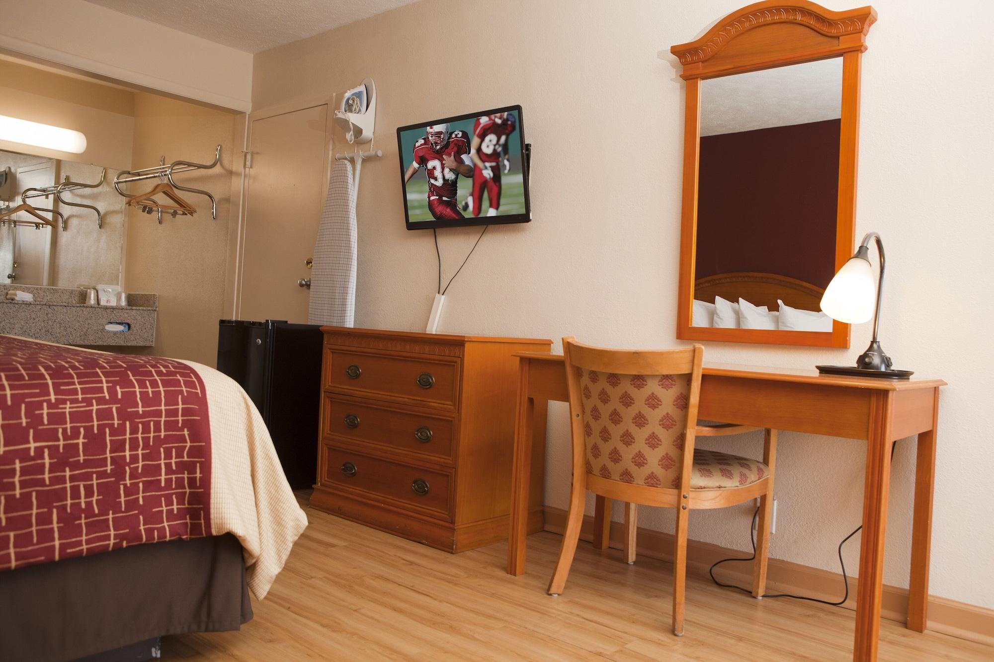 Red Roof Inn & Suites Jackson, Tn Экстерьер фото