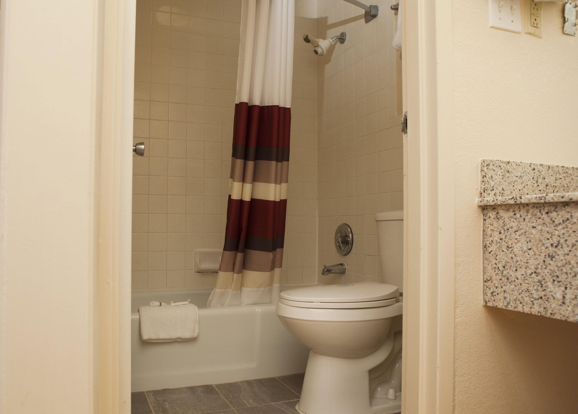 Red Roof Inn & Suites Jackson, Tn Экстерьер фото